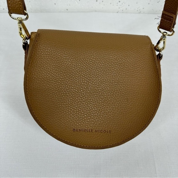 Danielle Nicole Beige Pebbled Vegan Leather Crossbody - Picture 4 of 14
